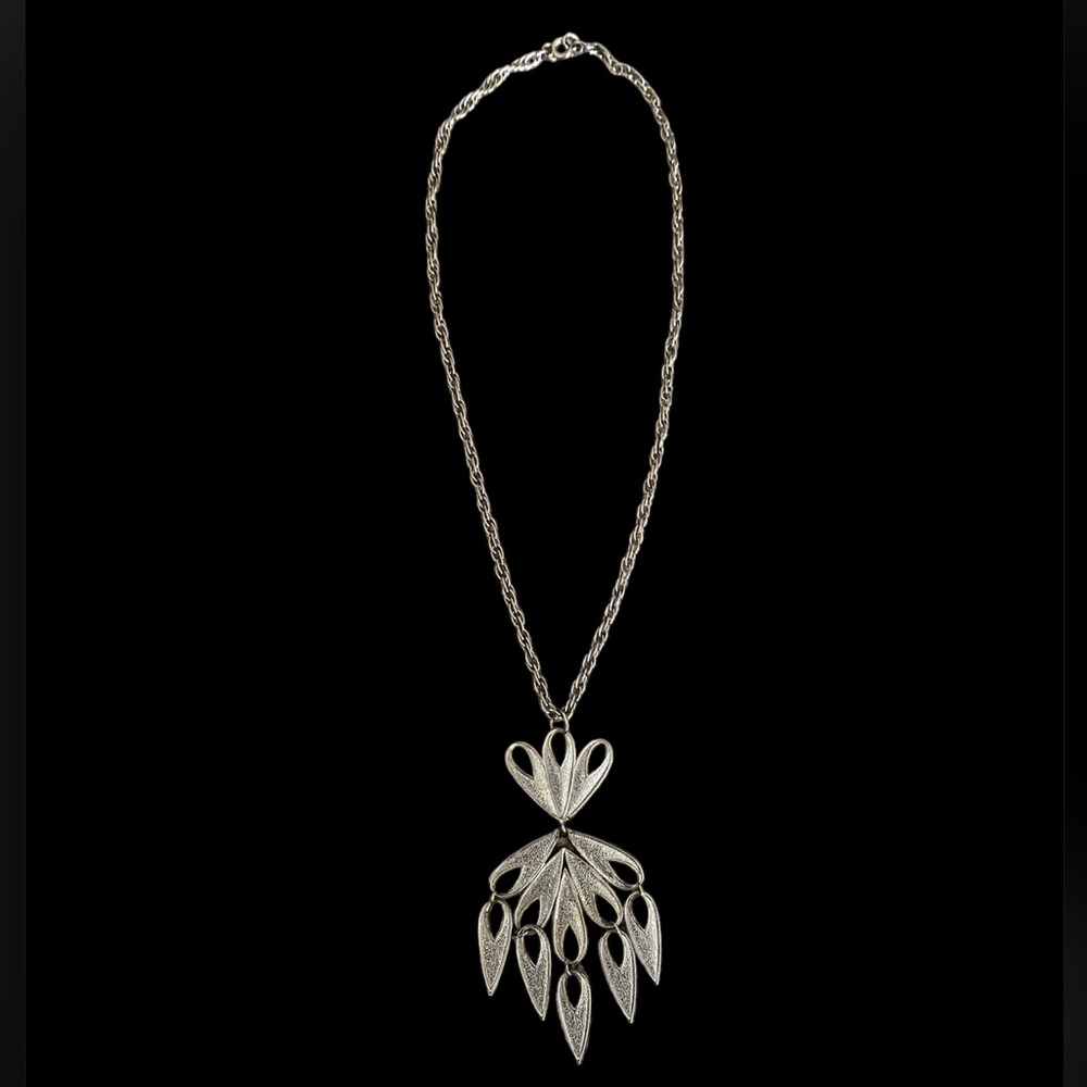 Vintage Silver Tone Necklace